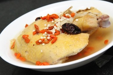 Gà hầm cho người thiếu máu